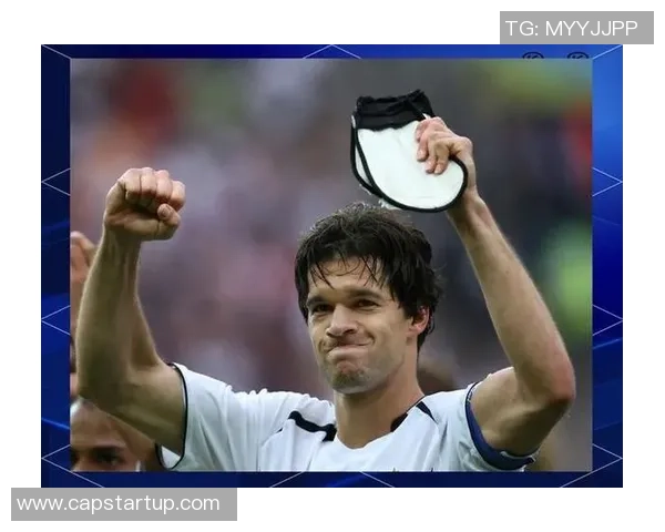 历史十大足球巨星排名盘点 这些传奇球员究竟是谁引领了足球的辉煌岁月