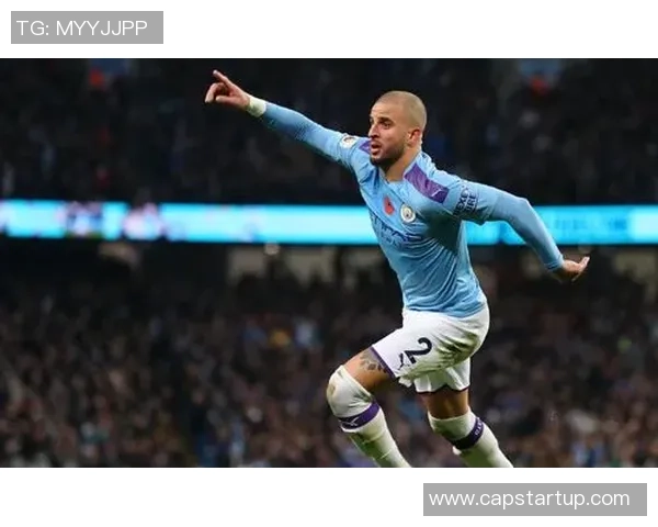 足球明星庆祝时刻：从经典动作到个性表达展现激情与风采